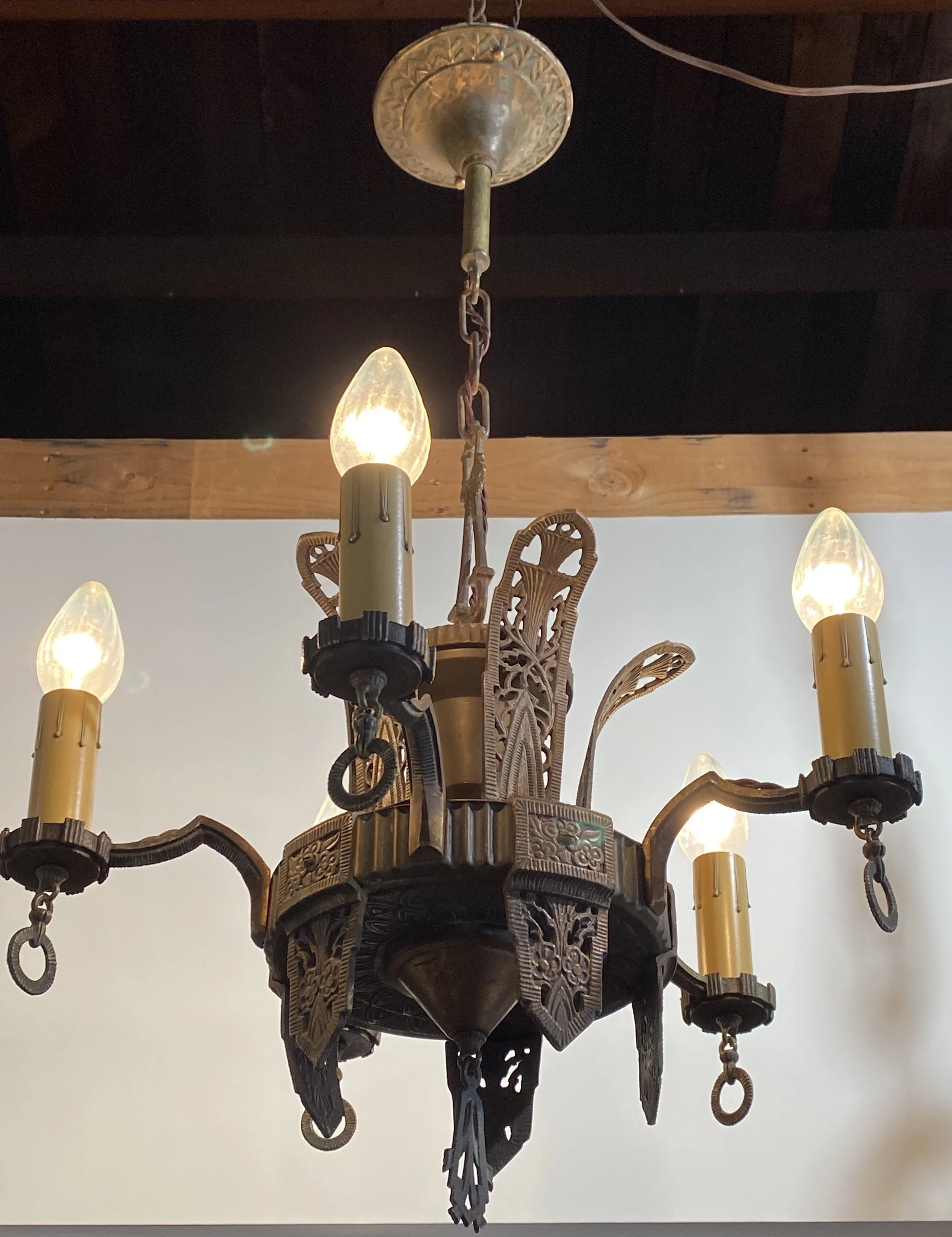 5-Light Relief-Detail Chandelier (LT-318)