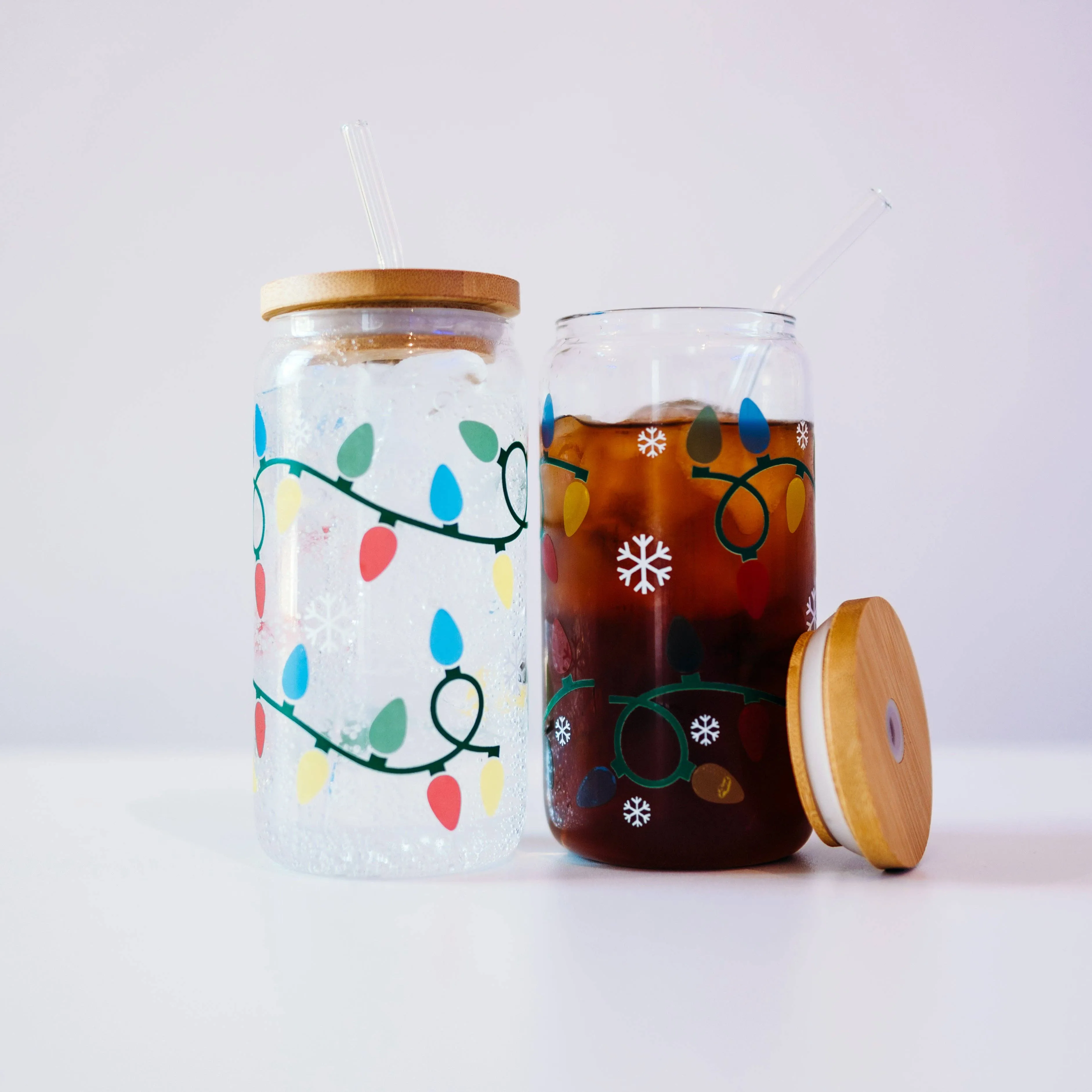 Color Changing Christmas Lights Cup w/ Lid and Straw