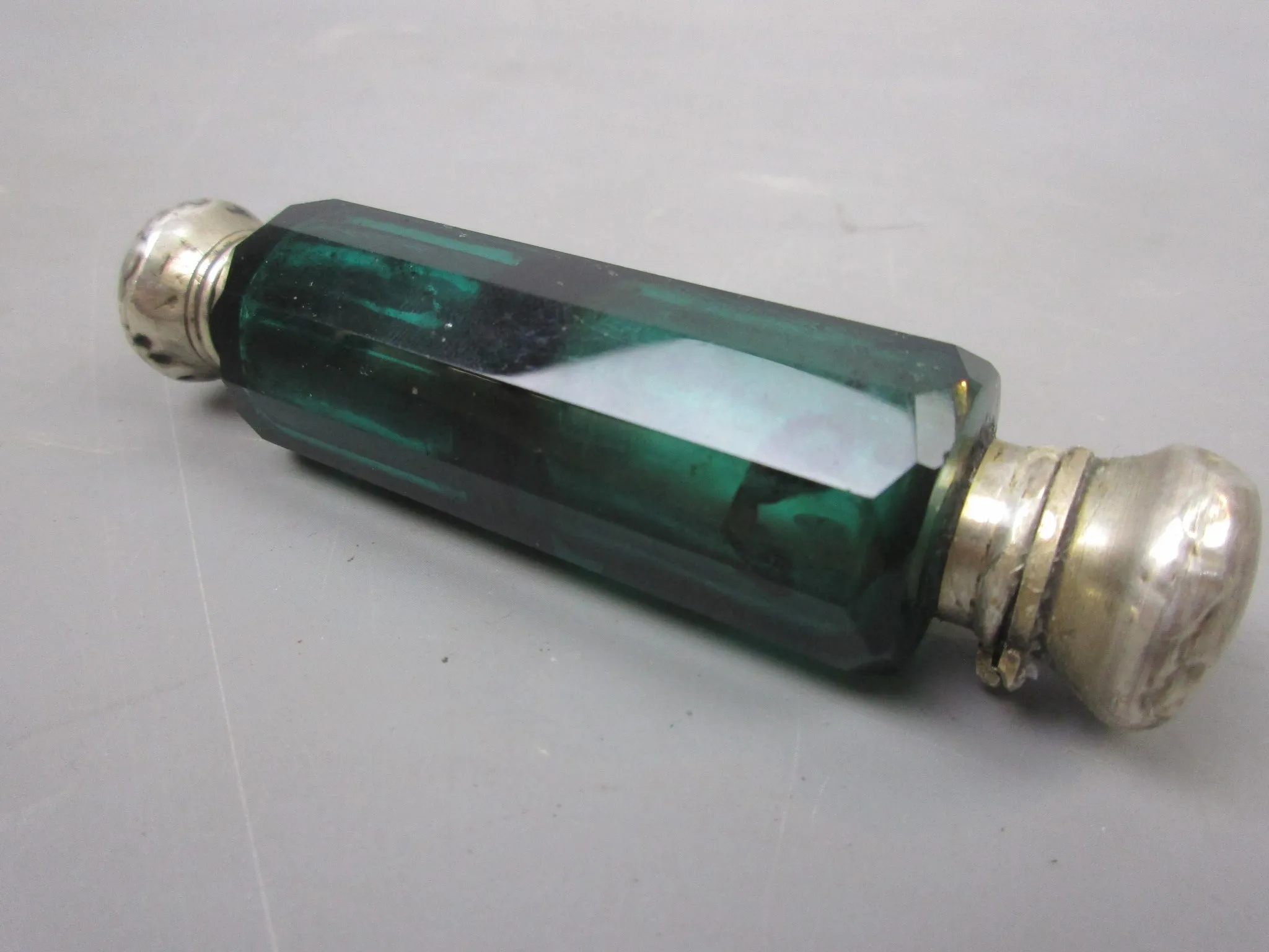 Green Glass & Silver Topped Double Ended Scent Bottle Antique Victorian c1890