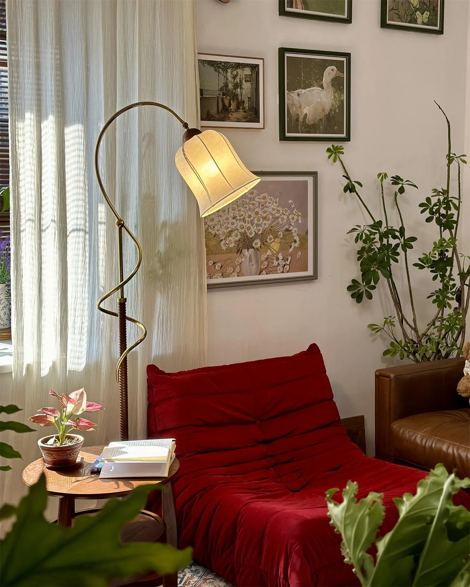 Laier Floor Lamp