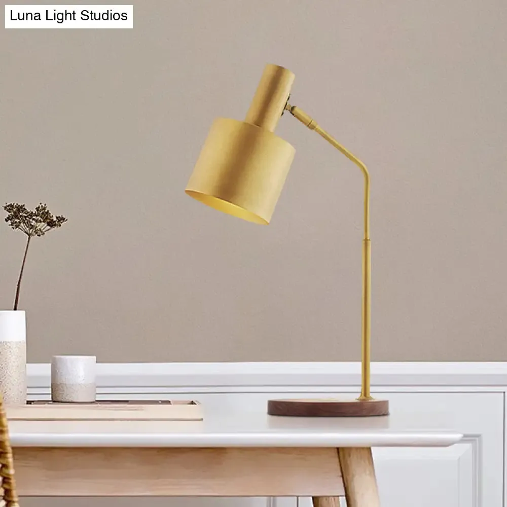 Minimalist Brass Nightstand Lamp with Metal Shade - Perfect for Study Room