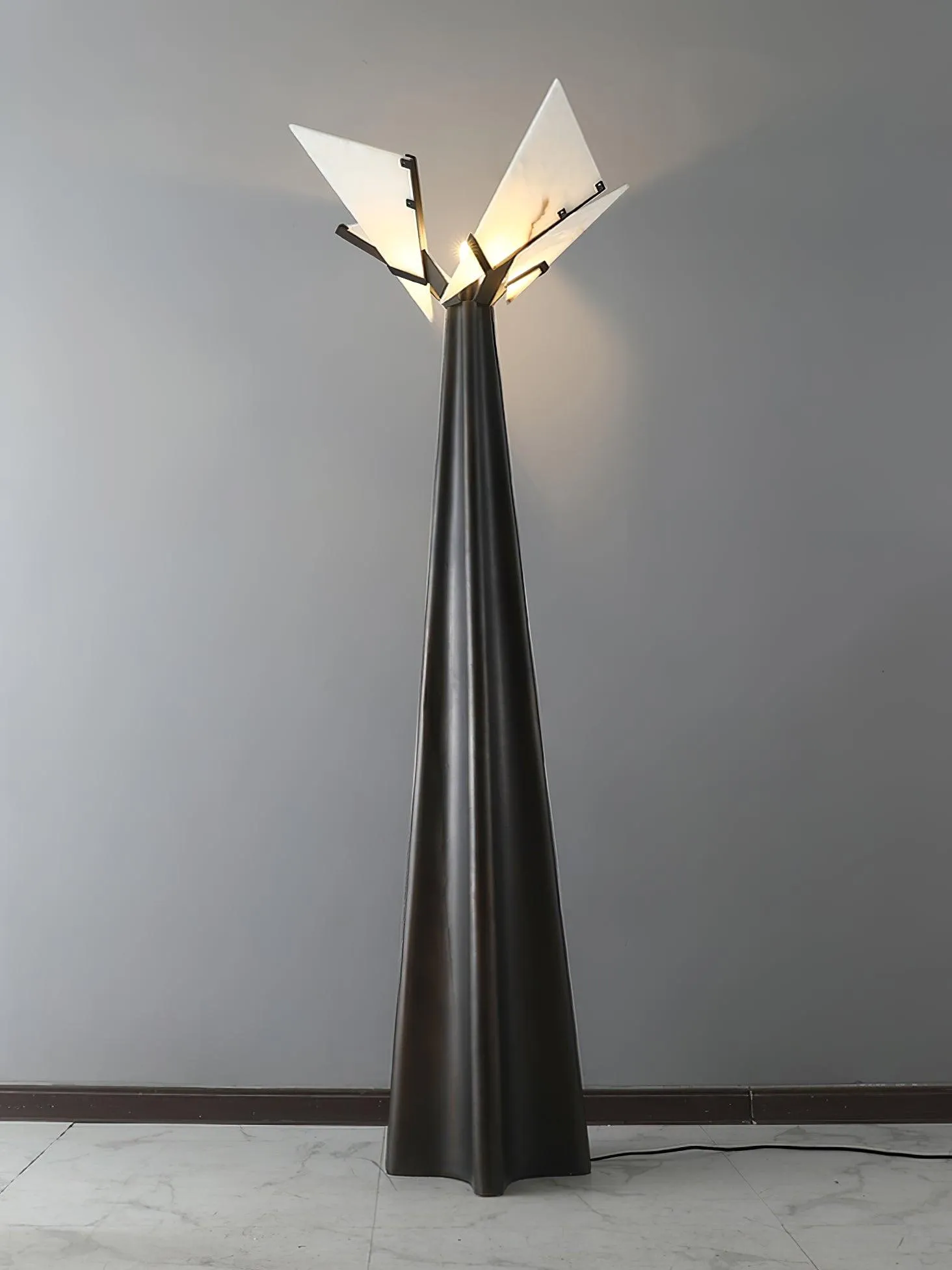 Religieuse Floor Lamp